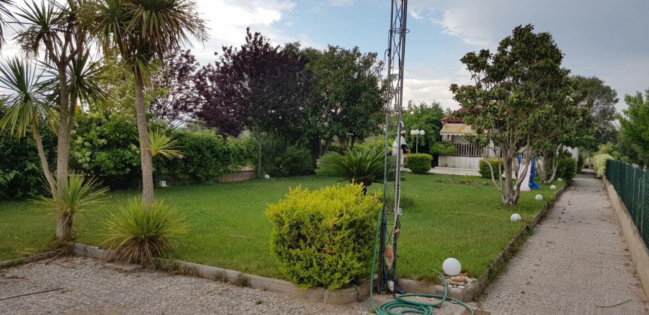 Country House By The Sea !!! Villa Karavómilos Exterior foto